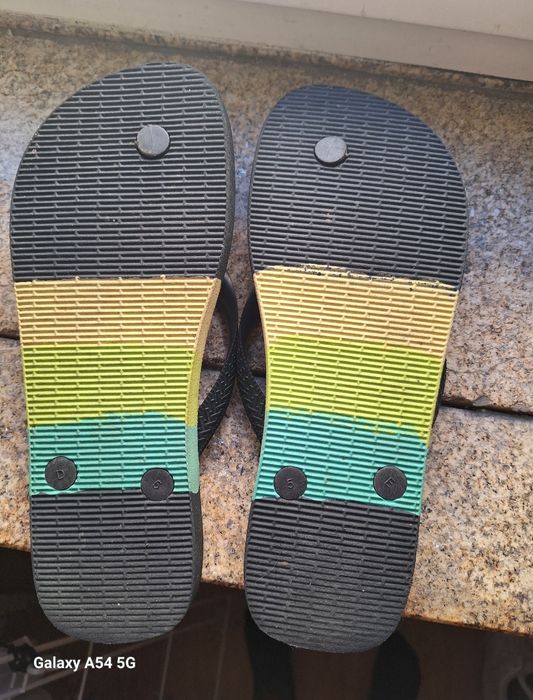 Havaianas novas coloridas