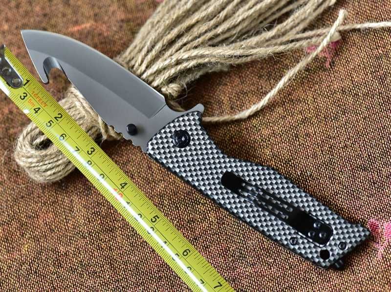 Nóż myśliwski scyzoryk BERETTA Hookblade do skórowania NS1