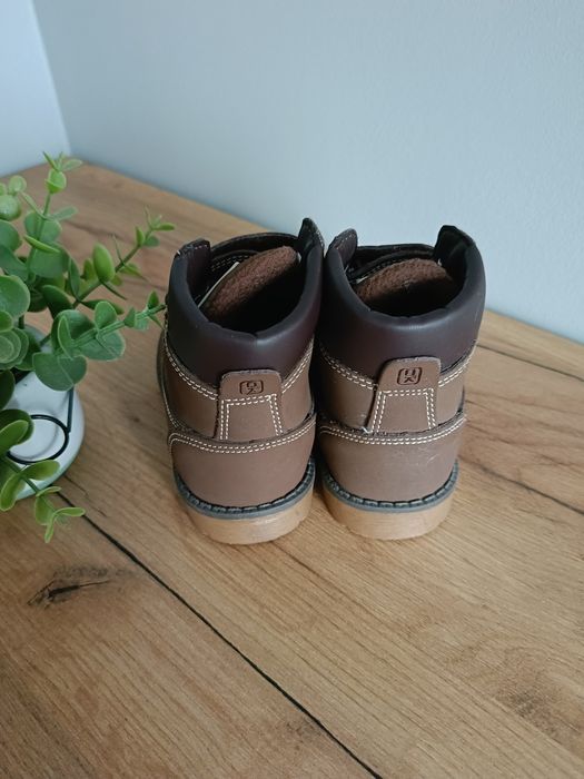 Nowe brązowe jesienne zimowe trzewiki chłopięce Okaidi 27