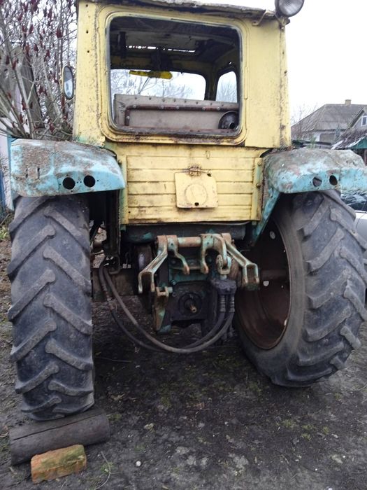 Продам трактор ЮМЗ 6
