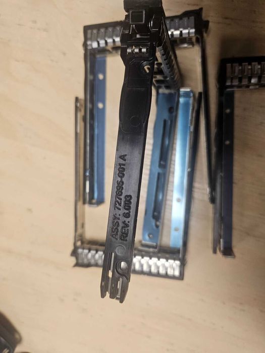 hp dl380 dl360 g10 NVME 2.5" кишені PN 651699-00З 727695-001