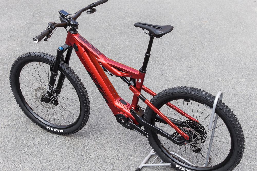 KTM Machina Kapoho 7971 com 10Km