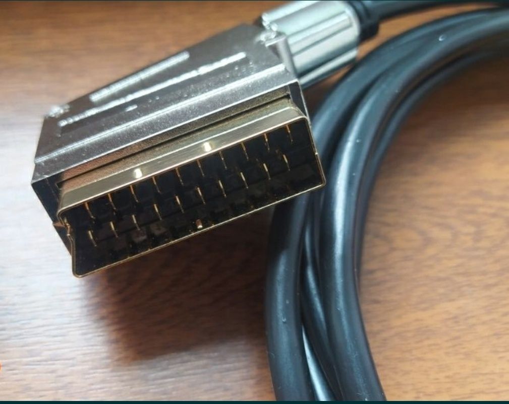 Kabel ATARI ST STF STFM RGB Scart Gold 2.5m