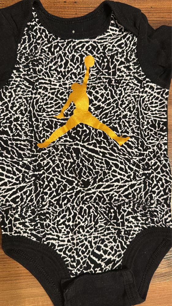 Body niemowlęce jordan 6-12 msc 70-80 cm