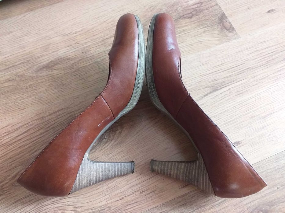 Brązowe buty na obcasie Cypres 39 wkl 25,8 cm