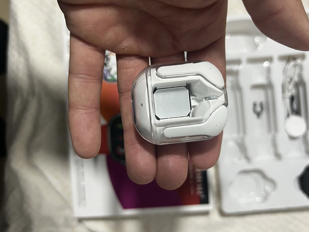 2 SmartWatch + 2Airphones