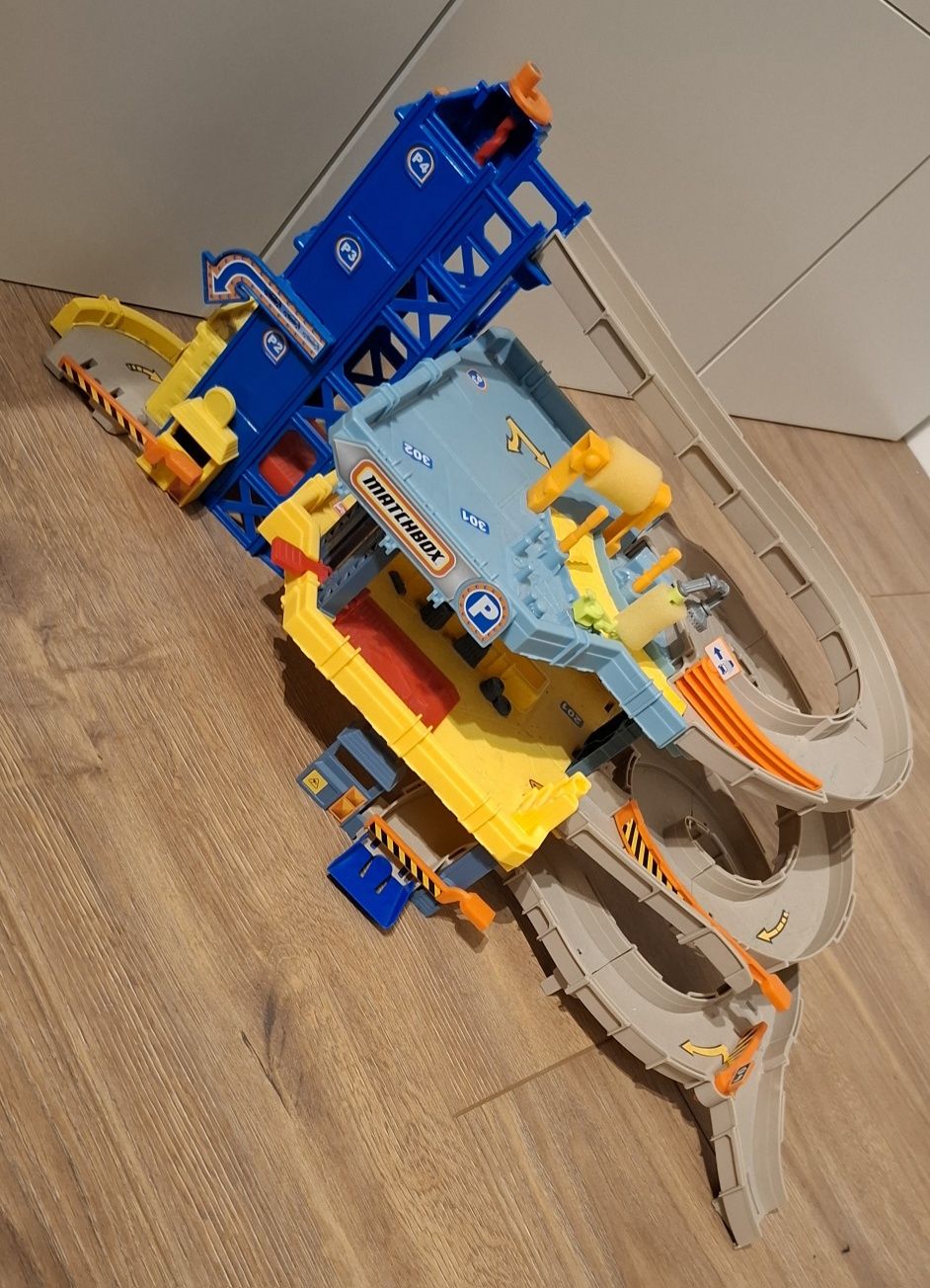 Parking matchbox