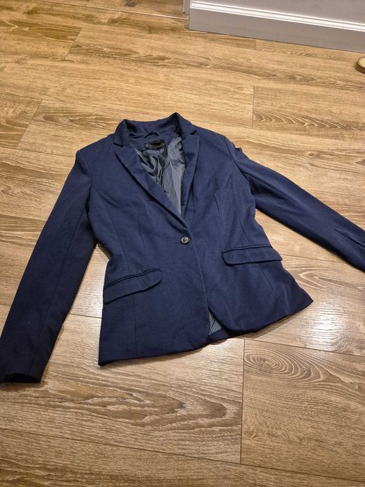 Granatowa marynarka HM 38 M