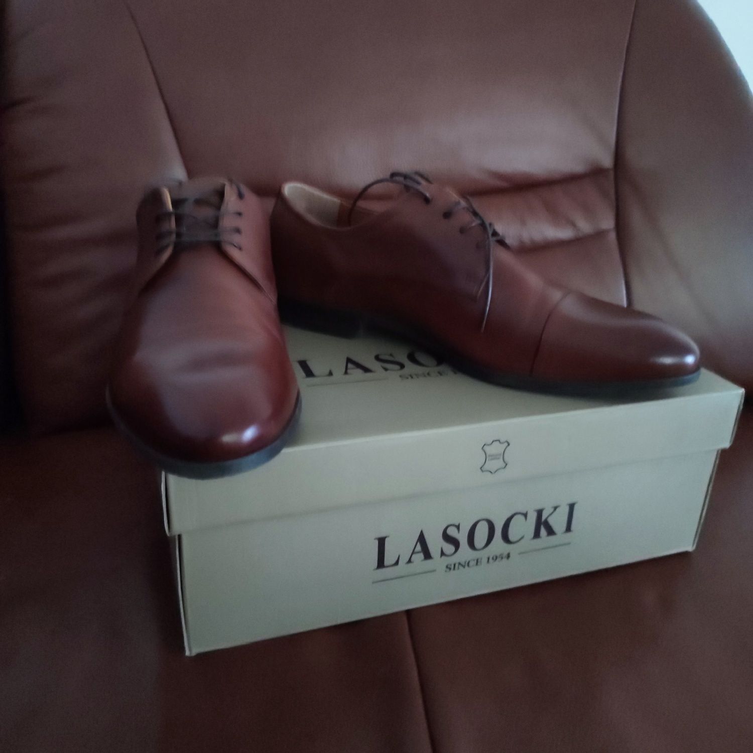 Półbuty buty pantofle męskie wizytowe Lasocki