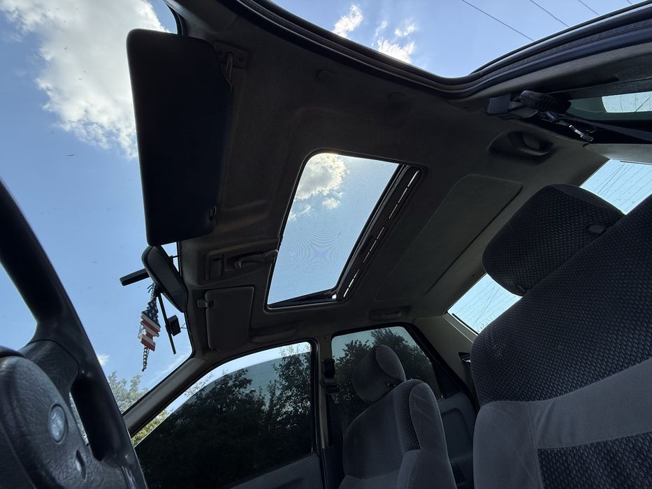 Форд сиэра в достойном состоянии на свои года возможен даже обмен