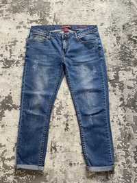 Стильні жіночі джинси, розмір 29