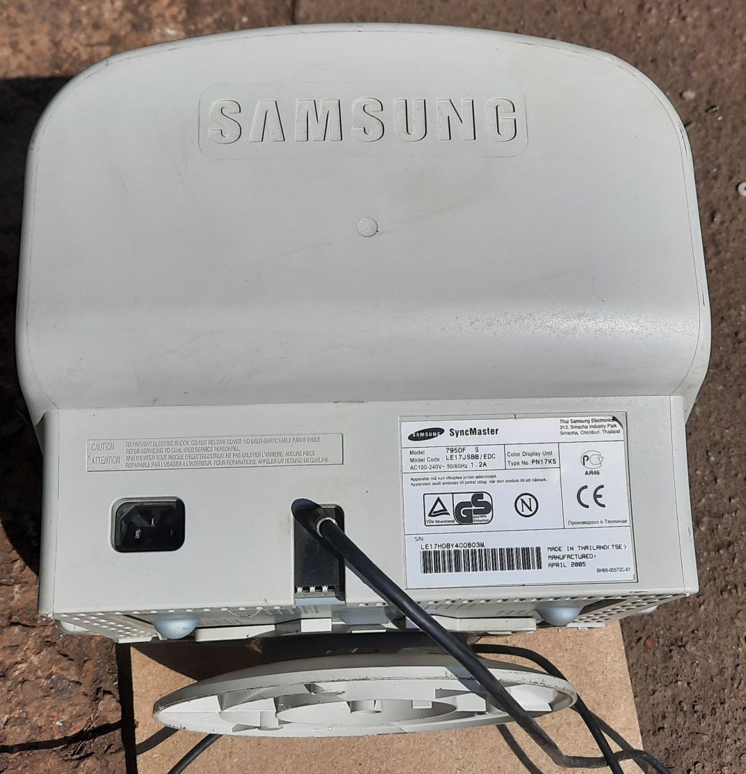 Монитор Samsung 17 дюймов