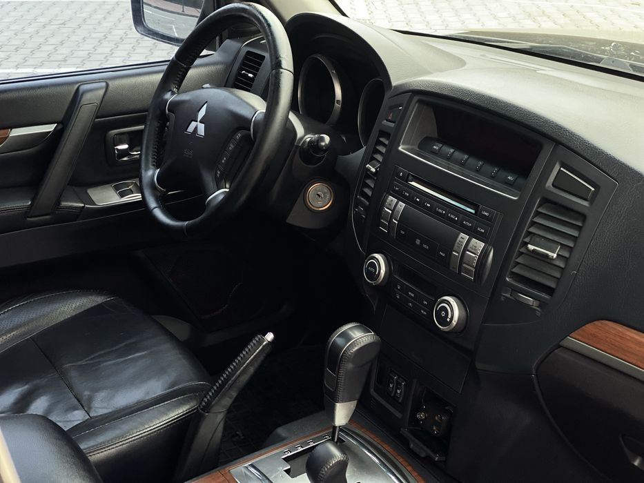 Продам Pajero Wagon 4