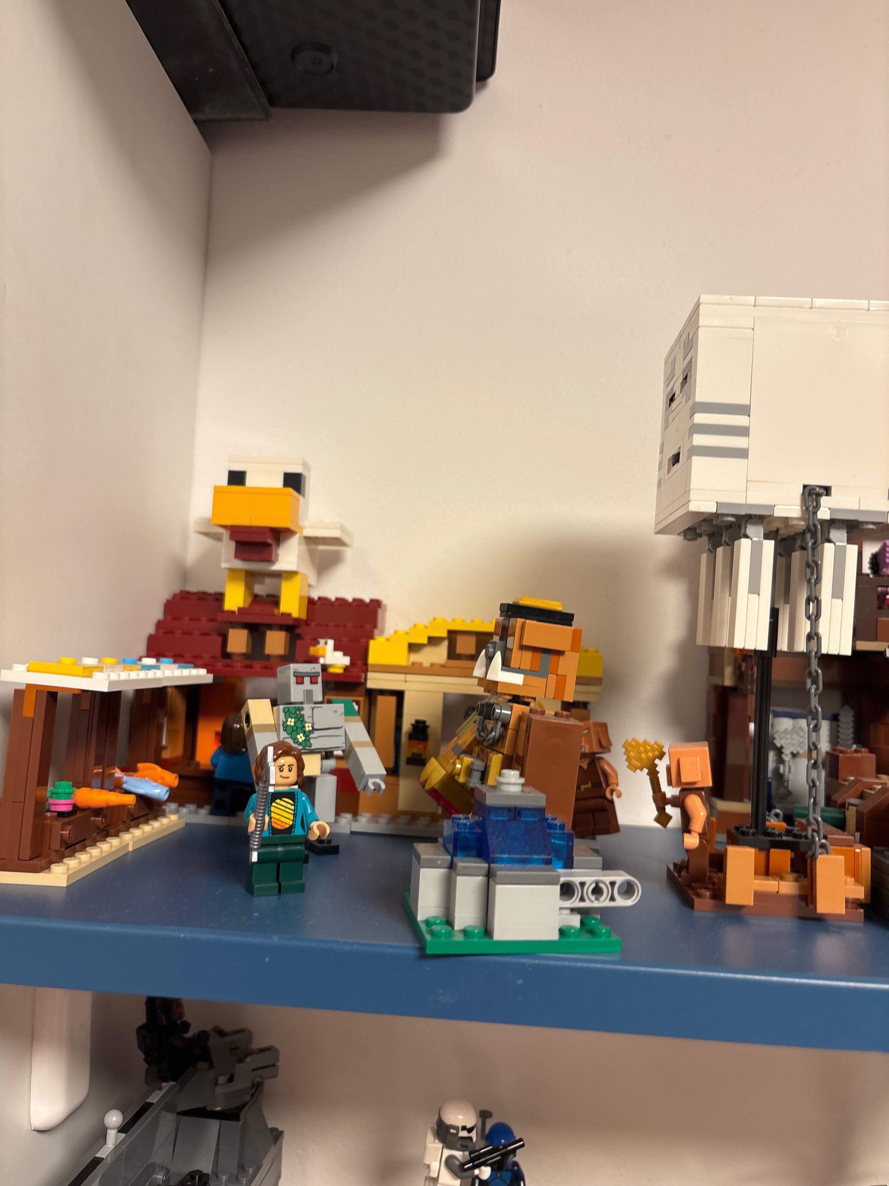 Lego 21273 i lego 21272 w stanie idealnym