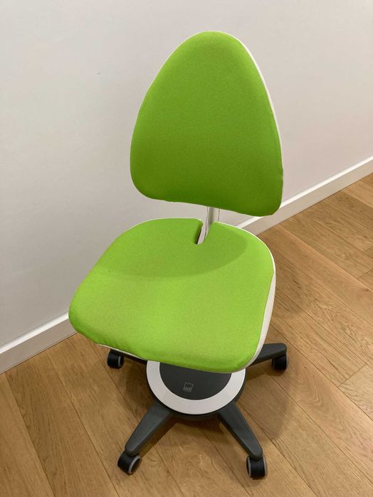 Krzesło regulowane marki Moll