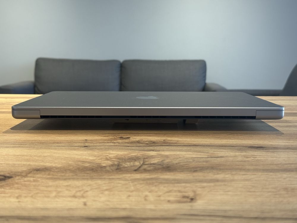 Macbook pro 16 m2 Max 12/38gpu 64/2tb !! НОВИЙ !!