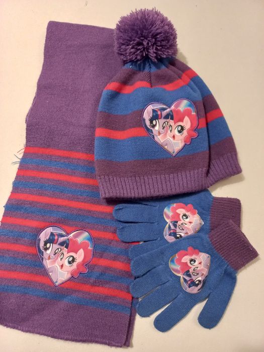 Komplet dla dziewczynki czapka, szalik i rękawiczki