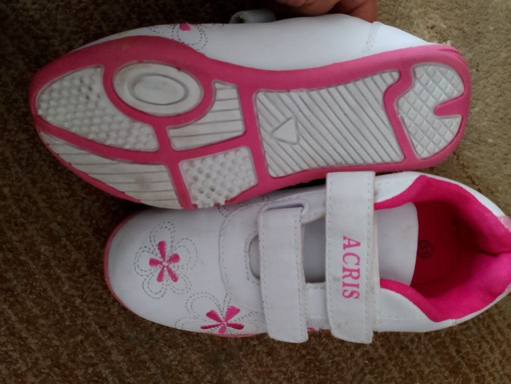 Adidasy dziewczynka
