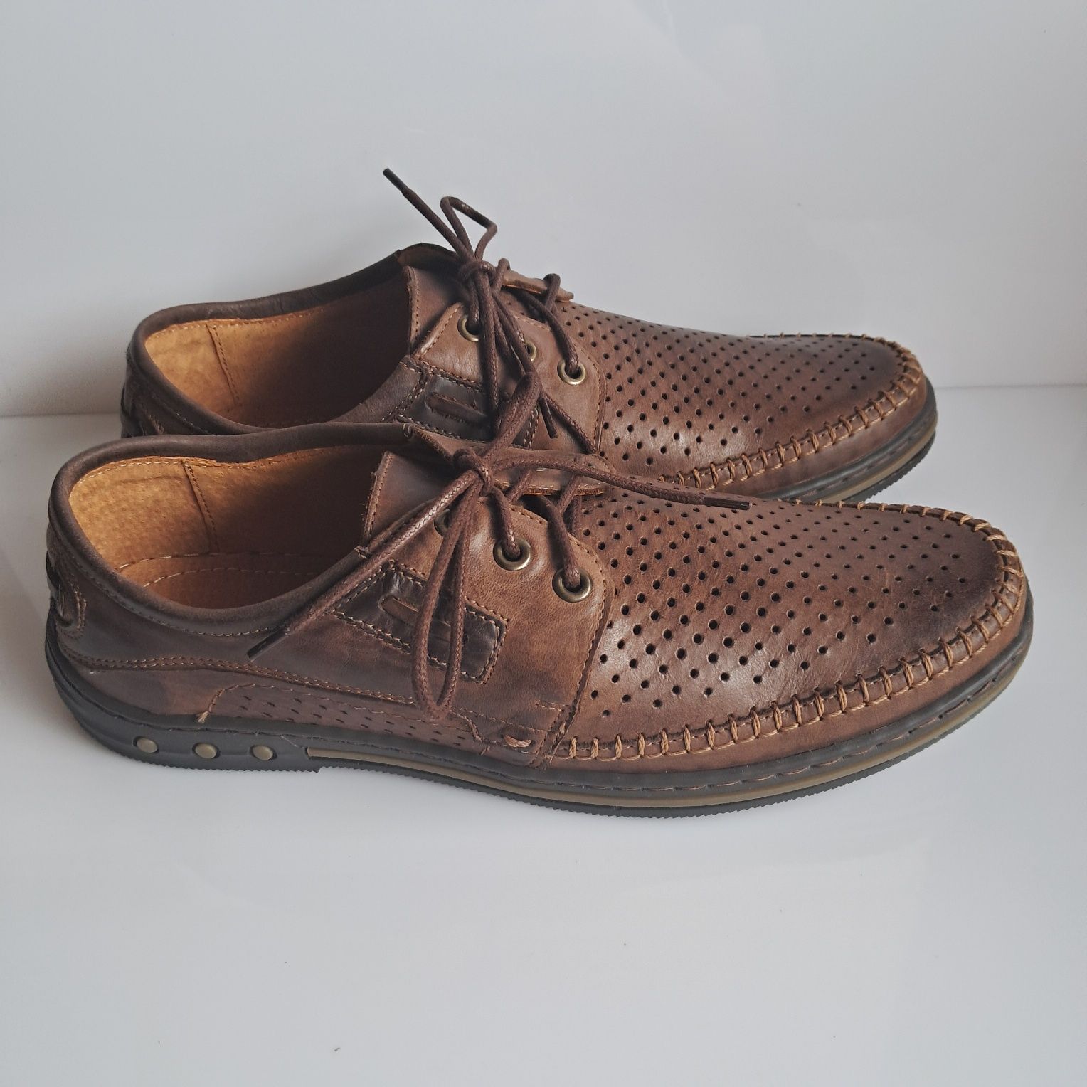 Sprzedam buty męskie letnie r41