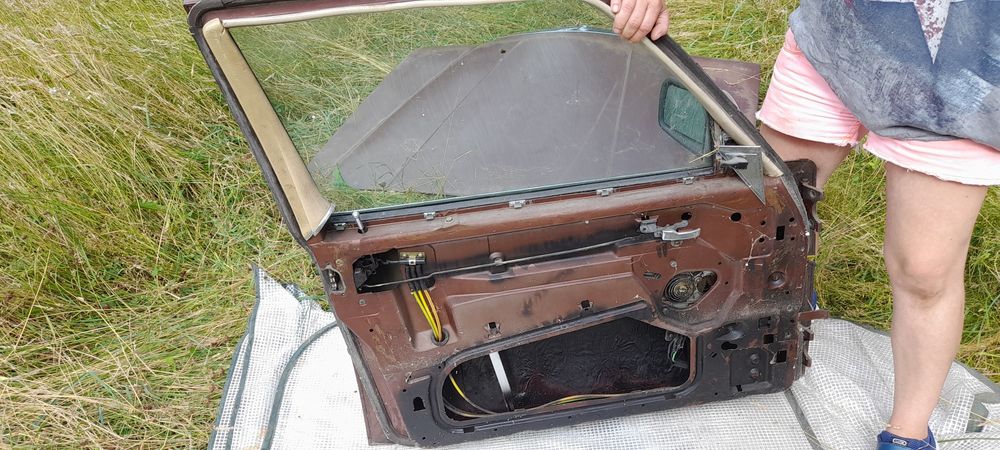 Drzwi i maska. Mercedes S klasa W116