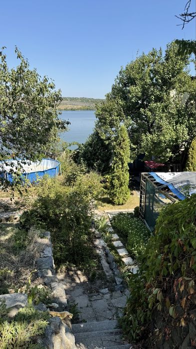 Продаж садового будинку на березі Дніпра