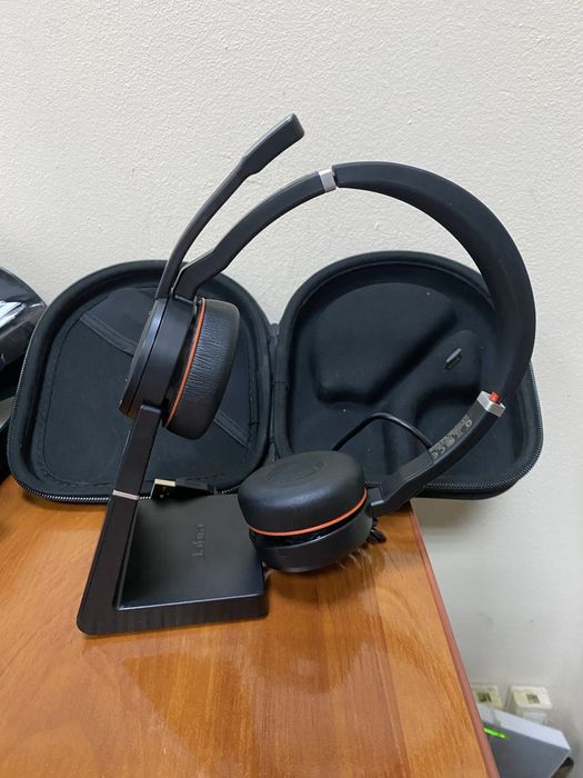 Jabra Evolve 75 Stereo MS з зарядною станцією