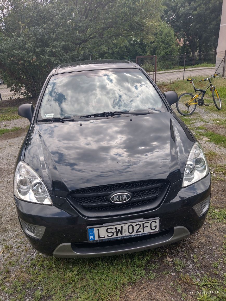 Kia carens III czarna 7 osobowa