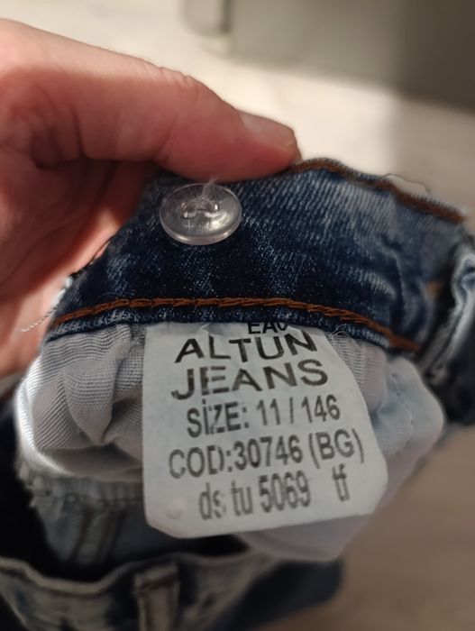 Продам дитячі джинси