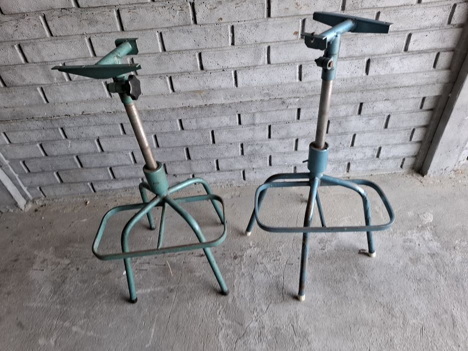 Stołek warsztatowy PRL HOKER z podnóżkiem  LOFT metalowy