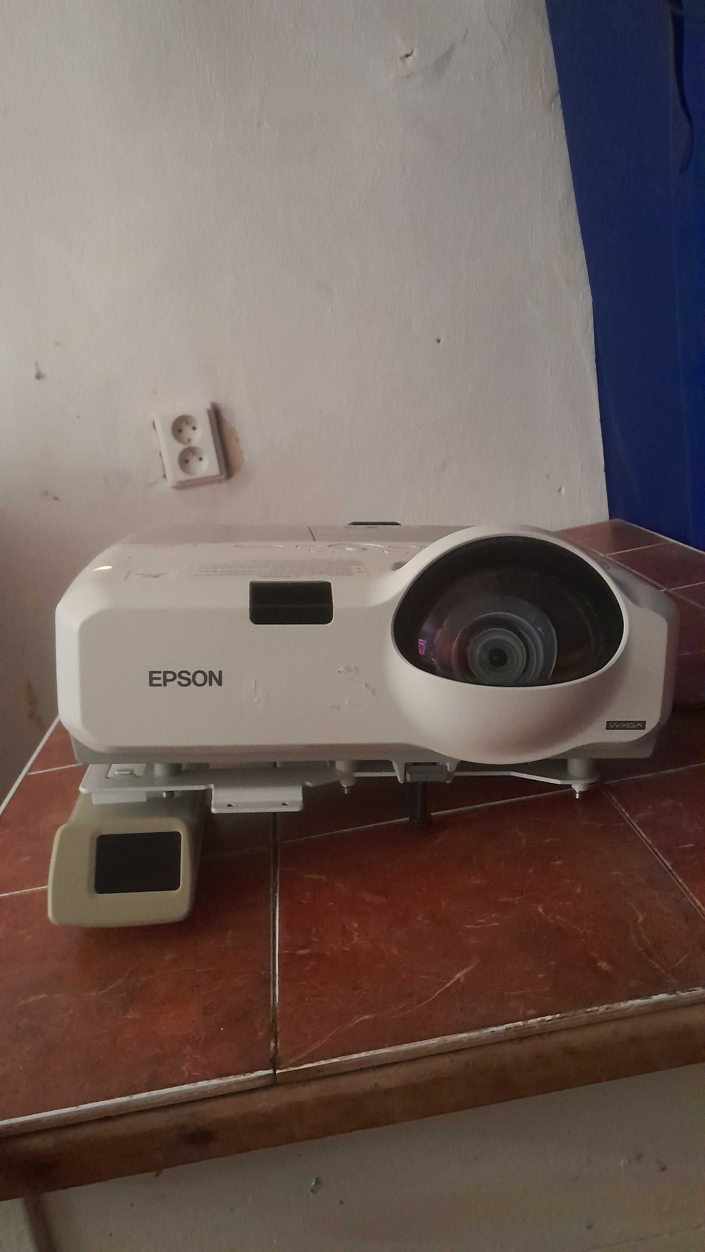 Проектор EPSON EB-425W