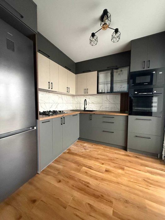 Здається двокімнатна квартира з кухнею-студією, район Епіцентру