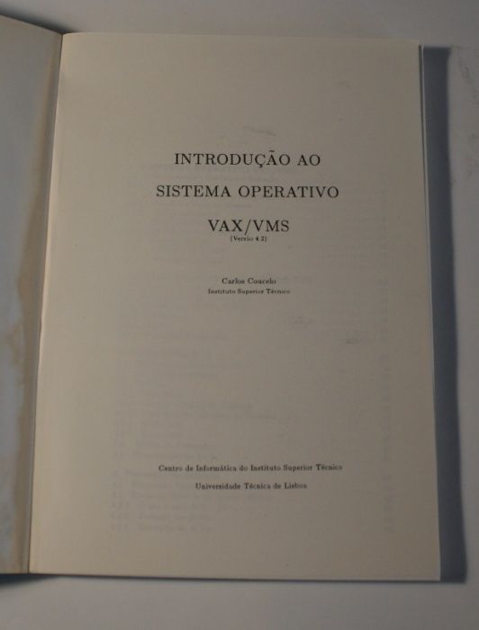 E2 - Livro: Introdução ao Sistema Operativo VAX/VMS - Carlos Coucelo