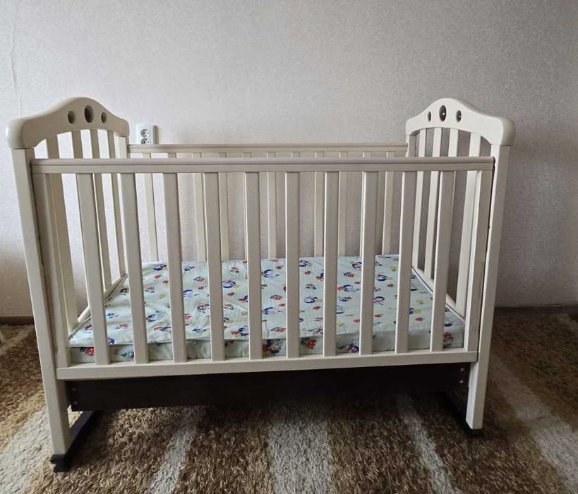 Дитяче ліжечко "Соня"