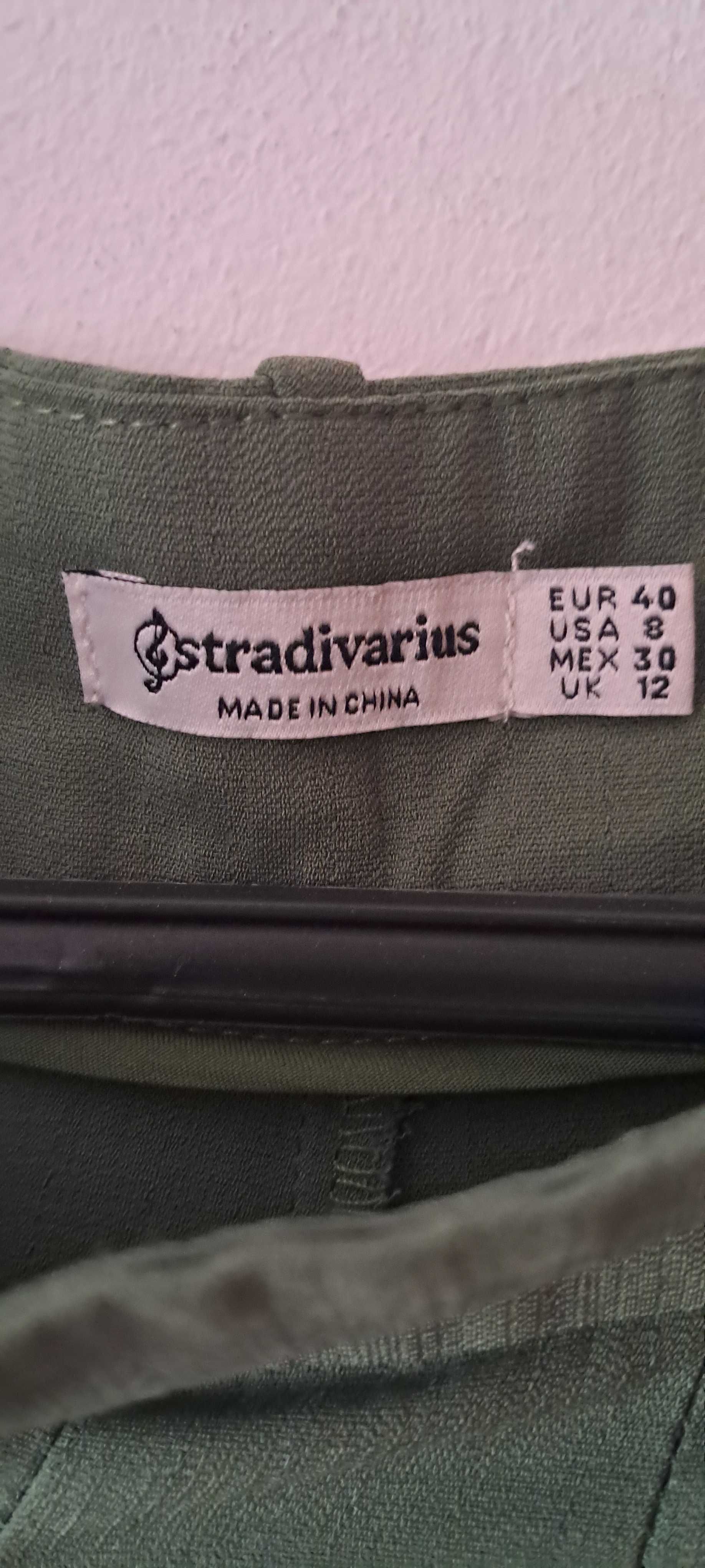 Saia Calção verde Stradivarius