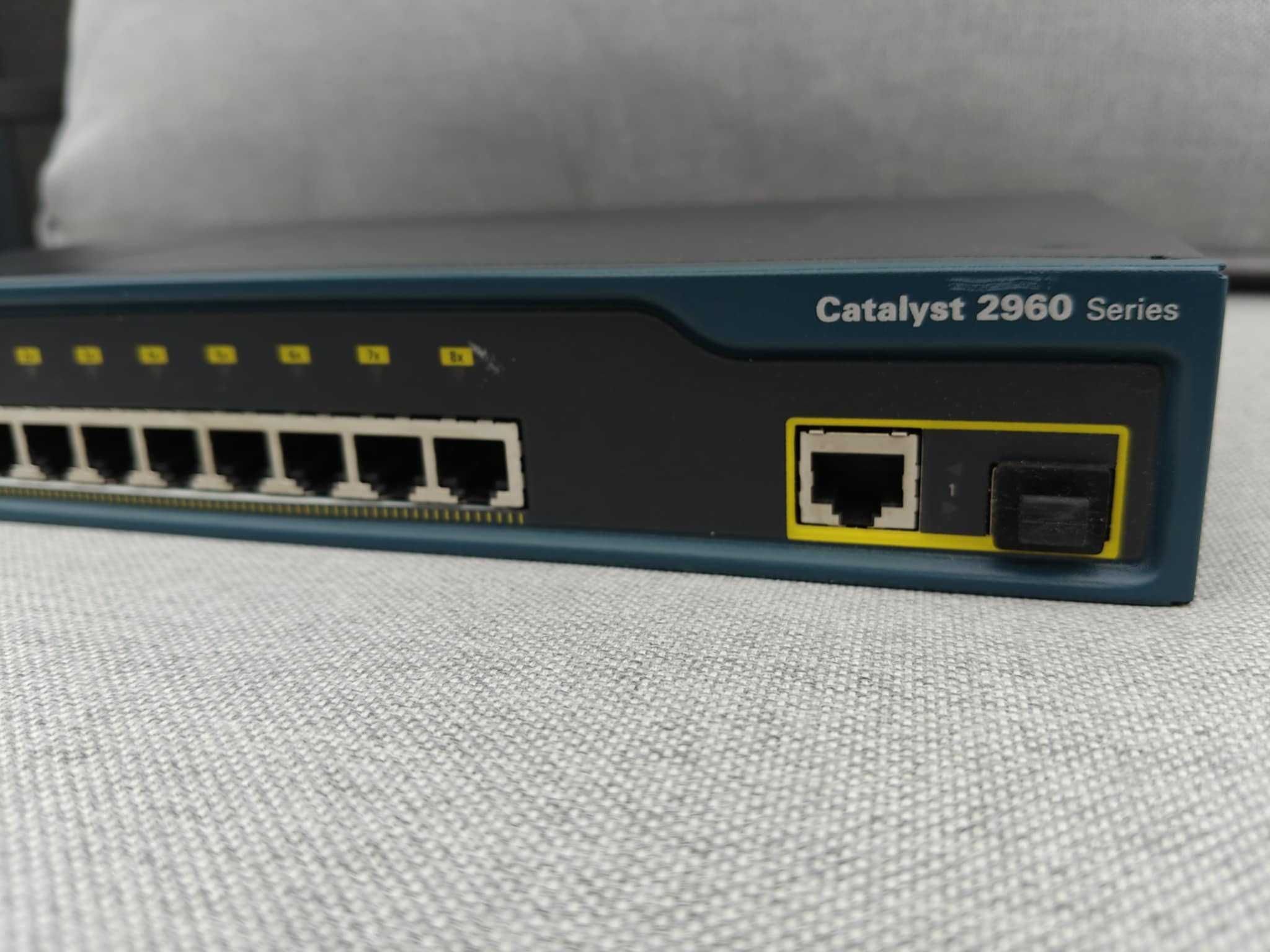 Cisco WS-C2960-8TC-L - 8x FE 10/100 RJ45, uplink 1x 1G Combo RJ45/SFP