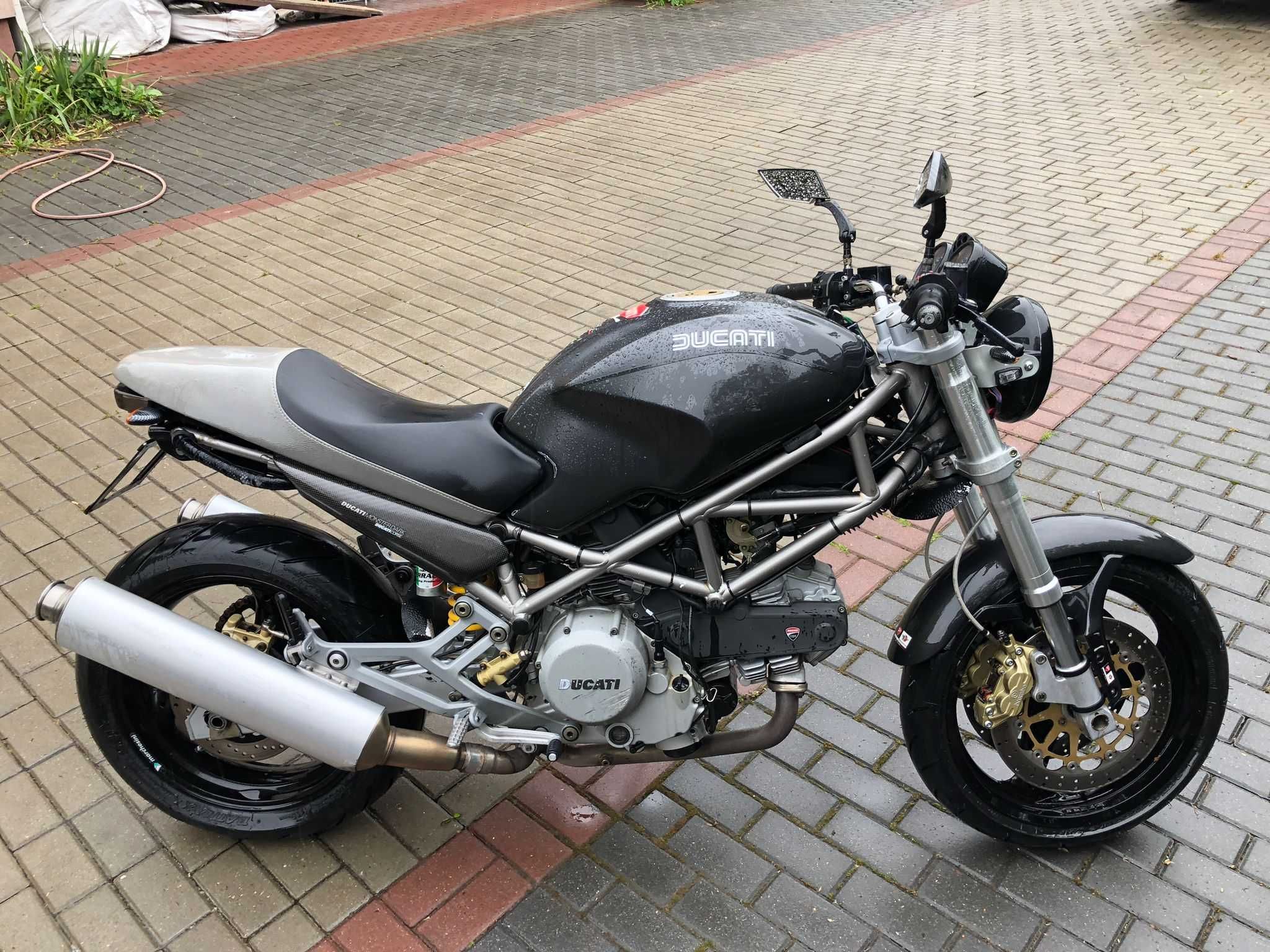 Ducati Monster 620 ie  Nie 600  Hornet  Fazer Bandit  Raptor cafe