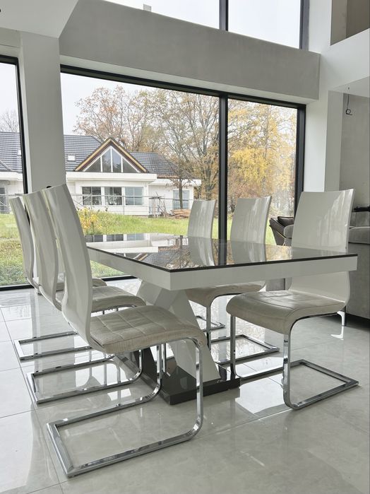 Stół do jadalni rozkładany lakierowany + 6 krzeseł zestaw Agata Meble