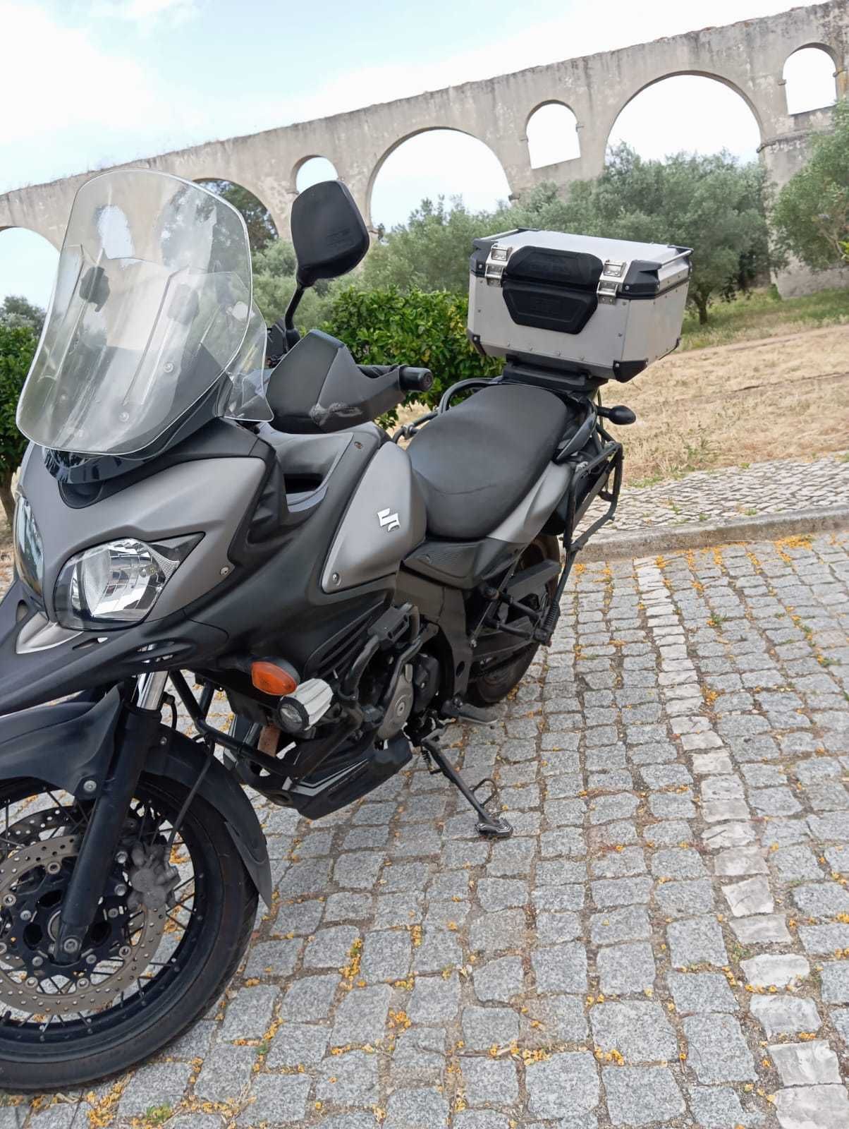 Suzuki V-Strom  2016