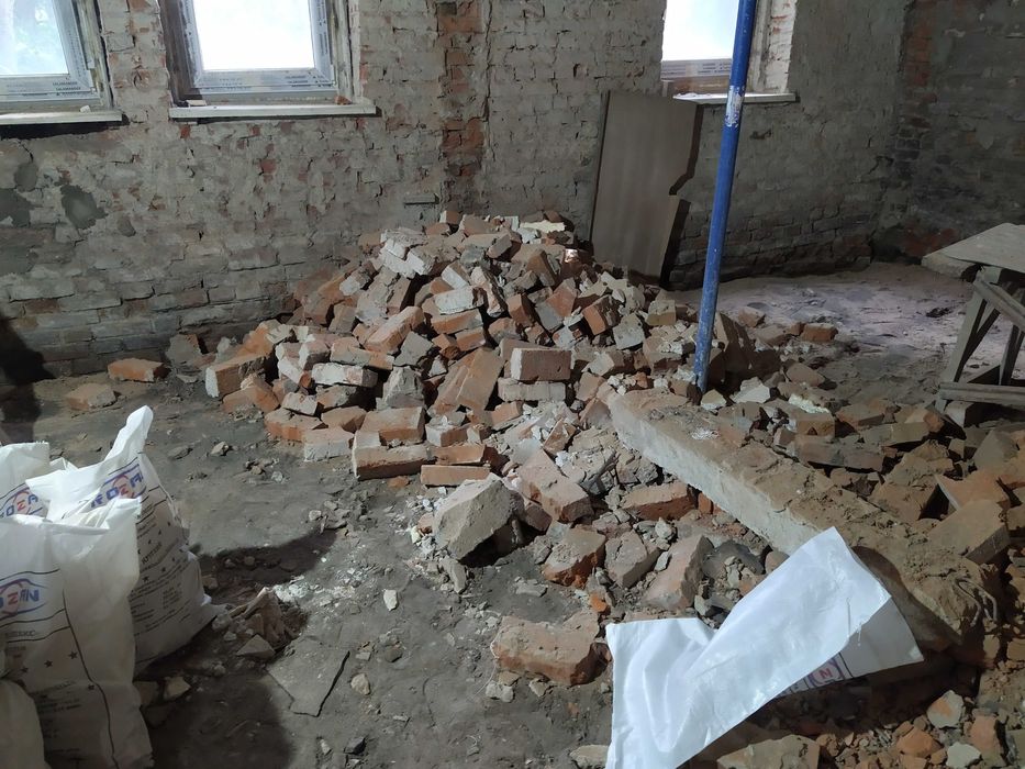 Перепланування квартир/демонтаж/монтаж перегородок