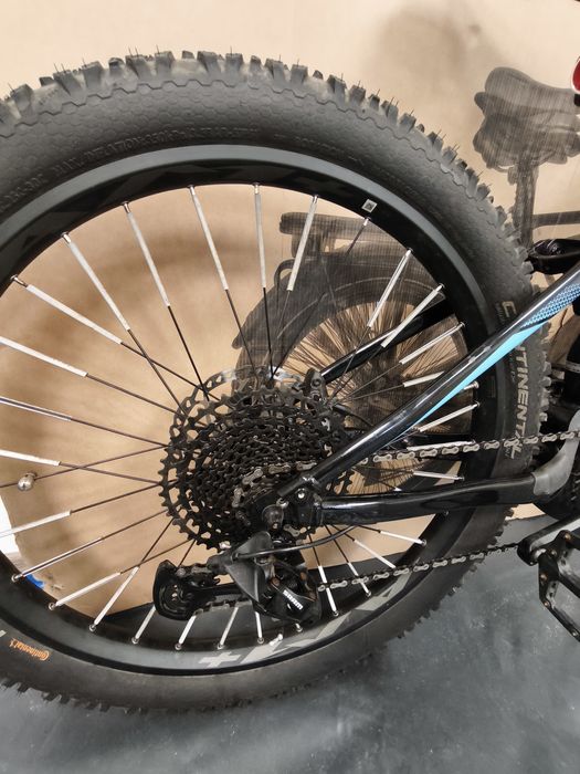 Giant liv emboled e, full elektryk Yamaha, enduro