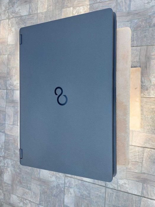 Бізнес-ноутбук Fujitsu LIFEBOOK U7510, i5 gen 10, 15,6''FHD, 12/256SSD