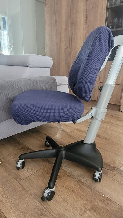Ergodesk comf-pro. Ergonomiczne krzesło rosnące z dzieckiem