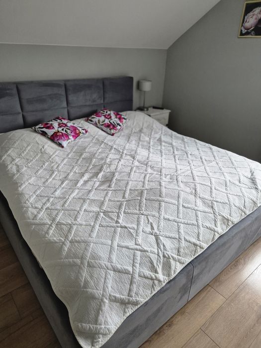 Narzuta ecru na lozko 180x200 100 % bawełna Polska produkcja okazja