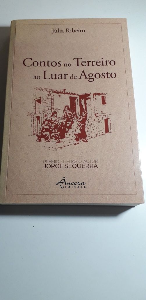 Contos no Terreiro ao Luar de Agosto - Júlia Ribeiro