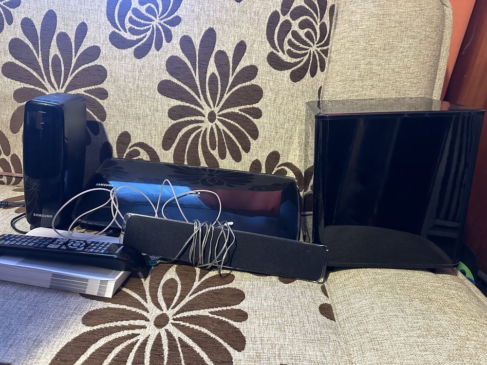 Kino domowe 5.1  blu ray samsung bluetooth bezprzewodowy surround