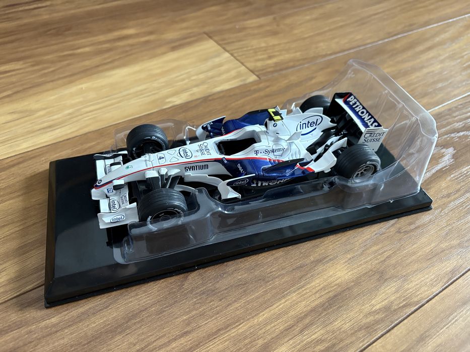 BMW Sauber F1.08 2008 Robert Kubica 1:24 Premium Collectibles