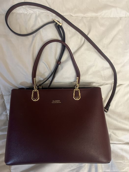 Елегантна бордова сумка