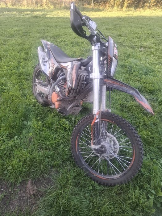 Asix 6 biegów ciecz xb39 maly przebieg