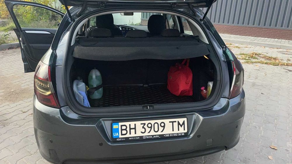 Citroën C4 2012р. Дизель 1,6. Старт-стоп.