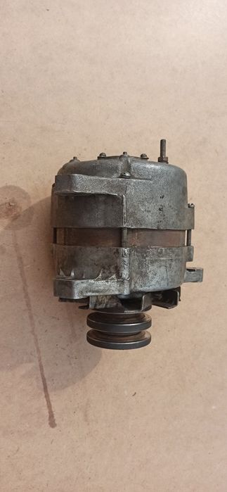 Генератор ГАЗ 24 Волга в комплекте с реле напряжения  РР 350